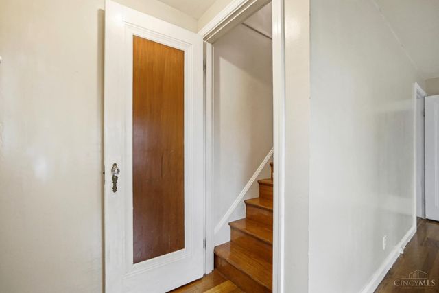 6814 Marvin Avenue, North College Hill, OH 45224