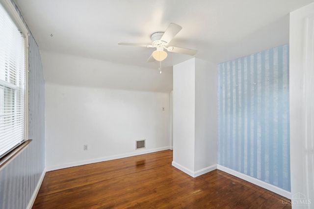 6814 Marvin Avenue, North College Hill, OH 45224