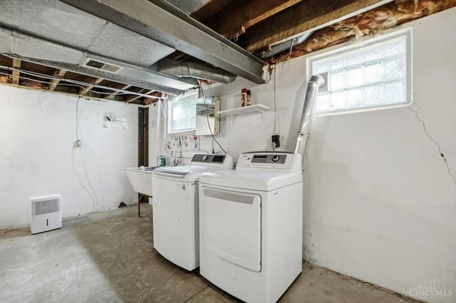 6814 Marvin Avenue, North College Hill, OH 45224