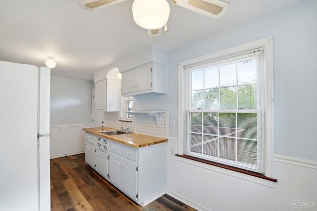 6814 Marvin Avenue, North College Hill, OH 45224