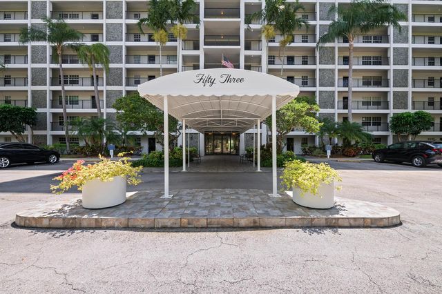 2900 N Course Drive 909, Pompano Beach, FL 33069