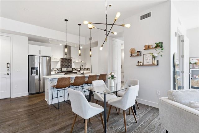 3131 N Central Avenue Unit 4001, Phoenix, AZ 85012