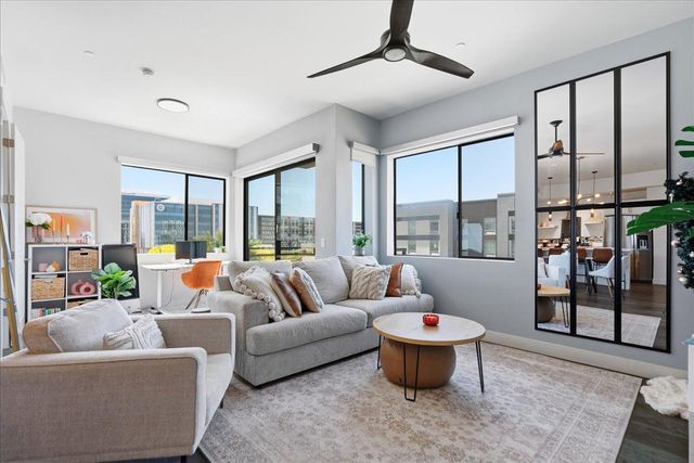 3131 N Central Avenue Unit 4001, Phoenix, AZ 85012