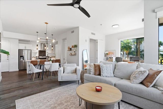 3131 N Central Avenue Unit 4001, Phoenix, AZ 85012