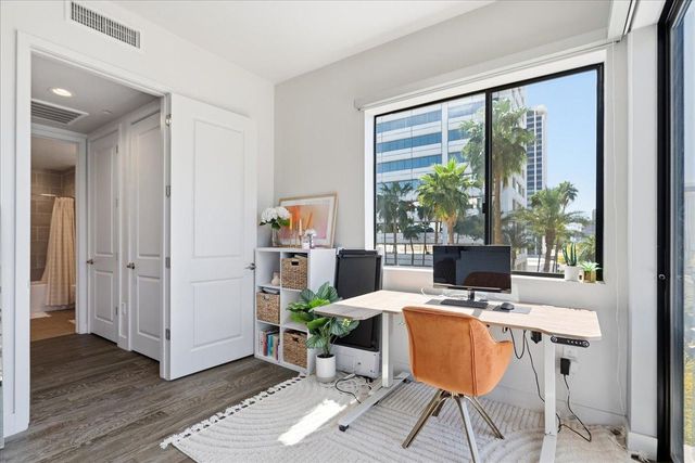 3131 N Central Avenue Unit 4001, Phoenix, AZ 85012