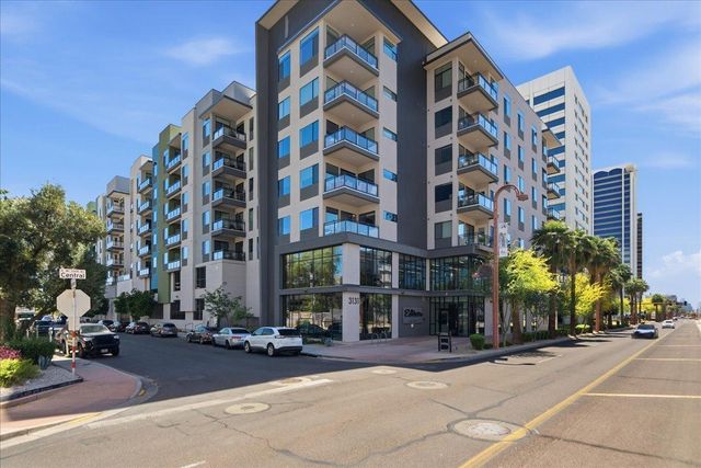3131 N Central Avenue Unit 4001, Phoenix, AZ 85012