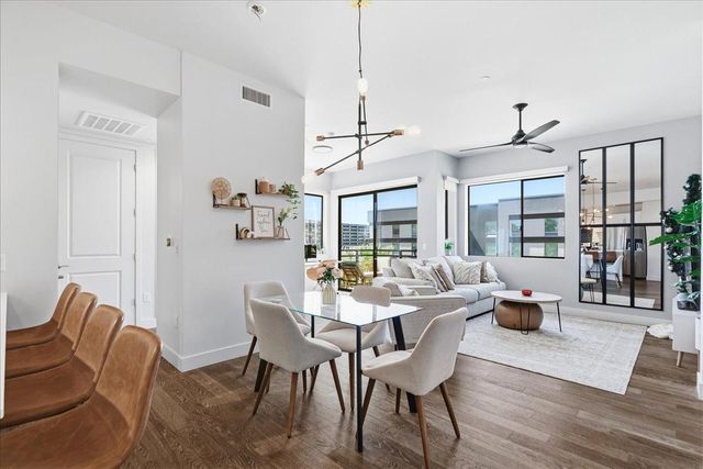 3131 N Central Avenue Unit 4001, Phoenix, AZ 85012