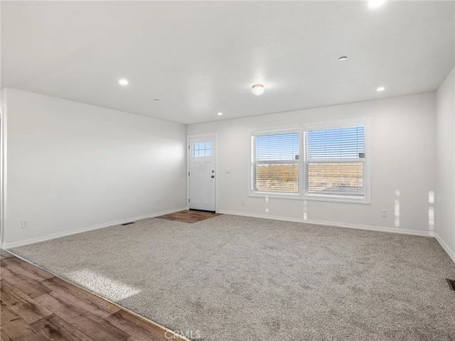 12526 Ponderosa Road, Pinon Hills, CA 92372