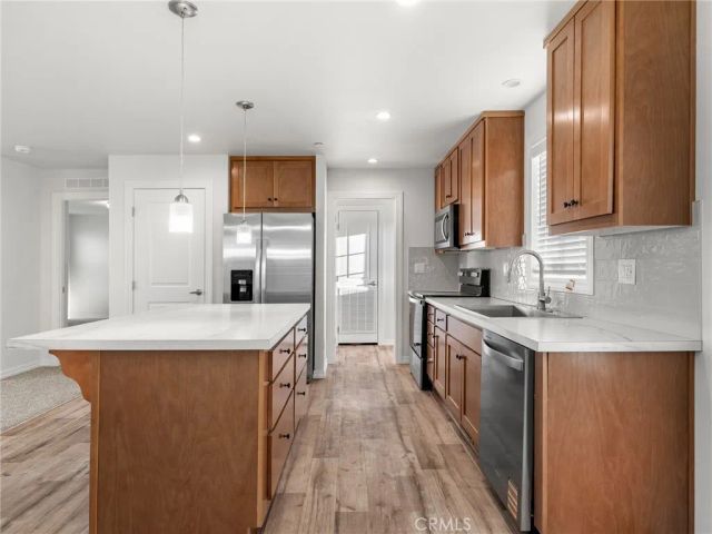 12526 Ponderosa Road, Pinon Hills, CA 92372