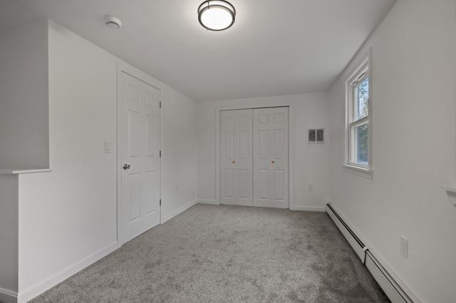 114 Valley Rd, Somerset, MA 02726