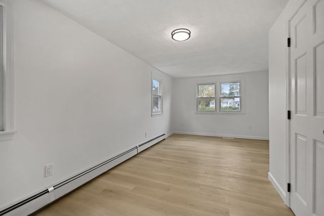 114 Valley Rd, Somerset, MA 02726