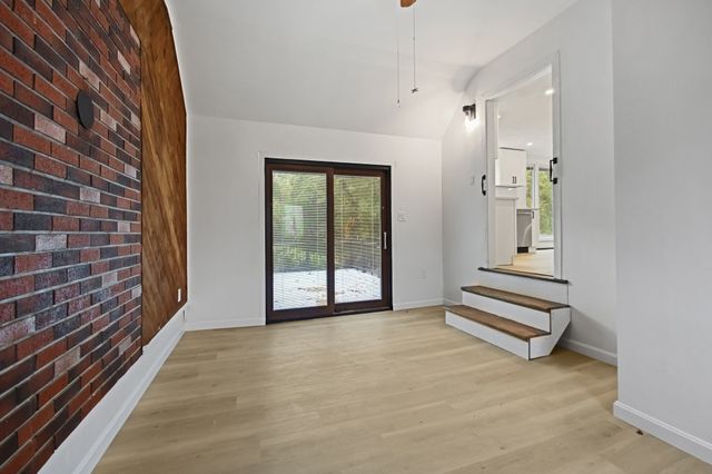 114 Valley Rd, Somerset, MA 02726