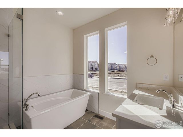 1648 Sundown Run Dr, Windsor, CO 80550