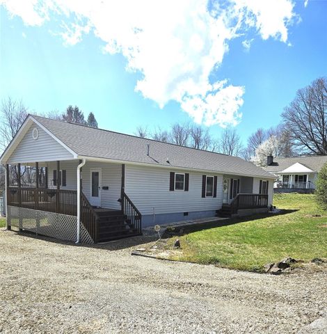 271 Stradley Mountain Road, Asheville, NC 28806