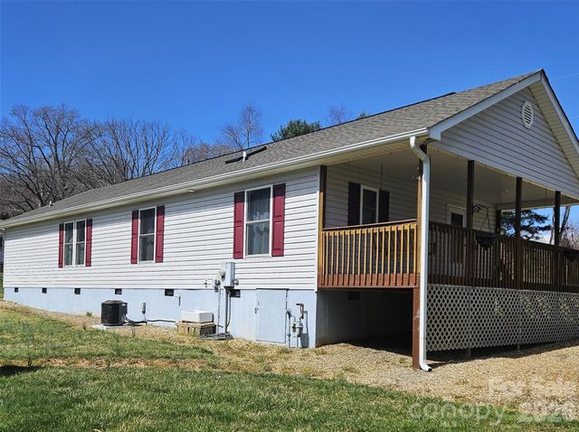 271 Stradley Mountain Road, Asheville, NC 28806