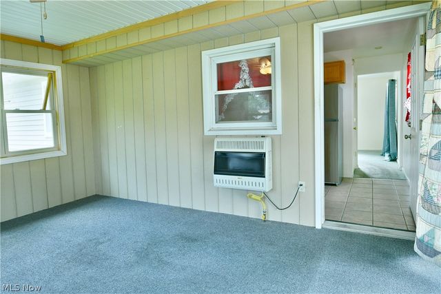 1384 Meadowbrook Avenue SE, Warren, OH 44484