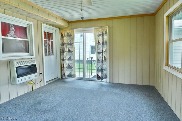 1384 Meadowbrook Avenue SE, Warren, OH 44484