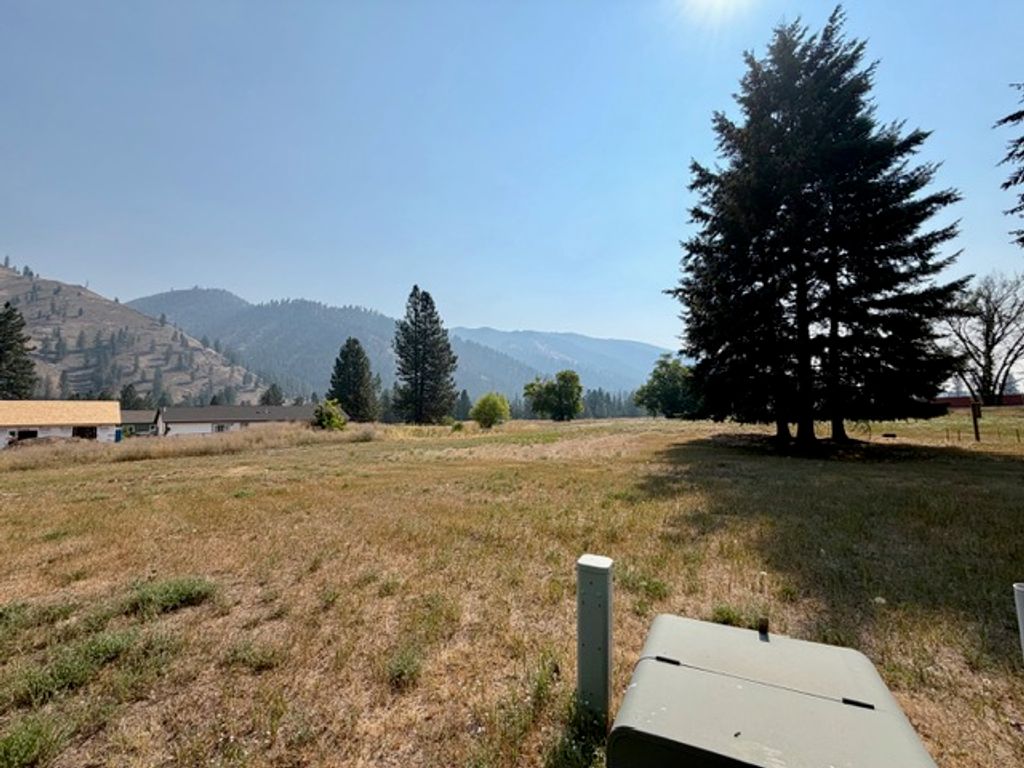 NKA McKinley Avenue Lot 35, Superior, MT 59872 photo 5