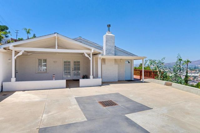 1166 Merritt Drive, El Cajon, CA 92020