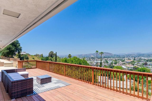 1166 Merritt Drive, El Cajon, CA 92020