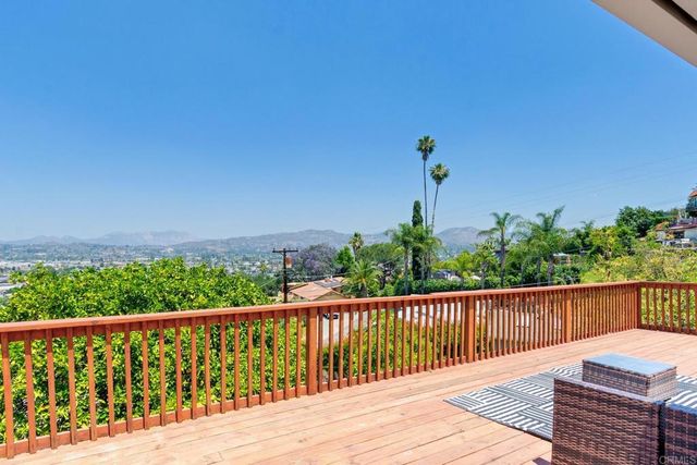 1166 Merritt Drive, El Cajon, CA 92020