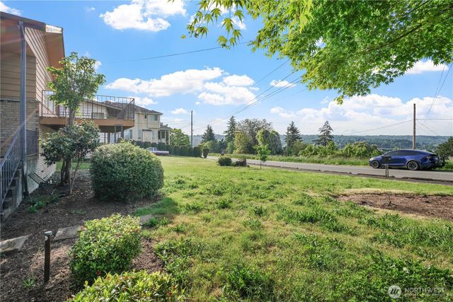 8626 S 134th Street, Seattle, WA 98178