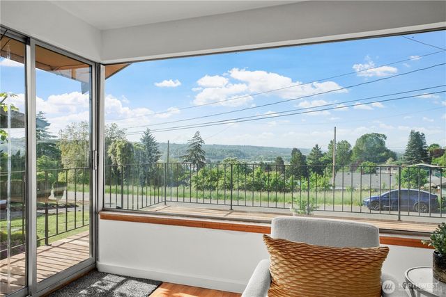 8626 S 134th Street, Seattle, WA 98178