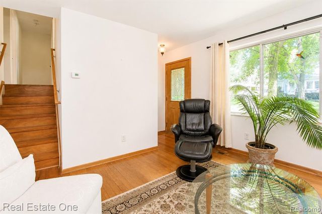 4510 Bethune Court, West Bloomfield, MI 48323