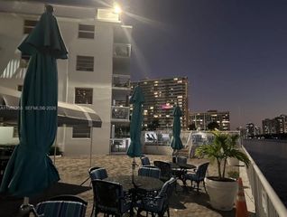 1913 S Ocean Dr 410, Hallandale Beach, FL 33009