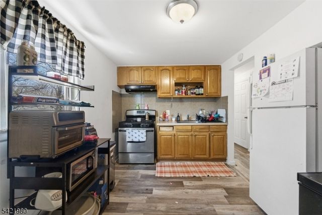 129 Oxford St, Paterson City, NJ 07522