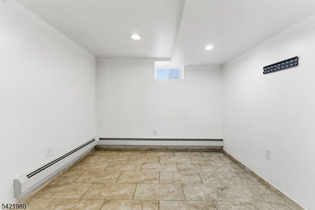 129 Oxford St, Paterson City, NJ 07522