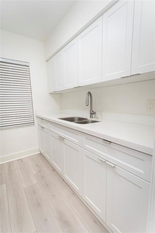 111 SW 31st Ct 1, Miami, FL 33135