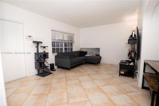 111 SW 31st Ct 1, Miami, FL 33135