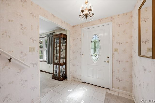 85 Heritage Road East, Amherst, NY 14221