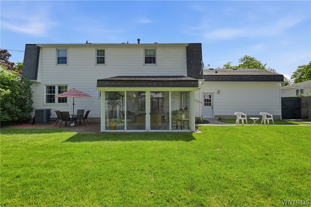 85 Heritage Road East, Amherst, NY 14221