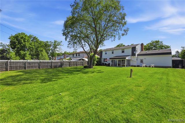 85 Heritage Road East, Amherst, NY 14221
