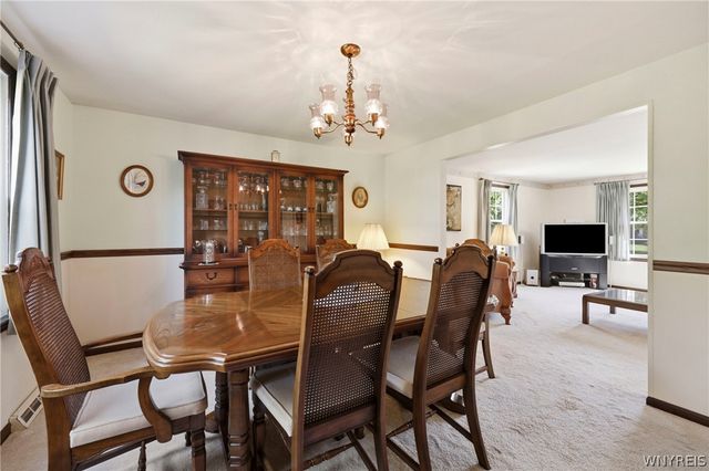 85 Heritage Road East, Amherst, NY 14221