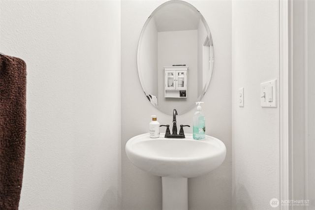 1106 G Street SW, Tumwater, WA 98512