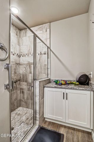 887 Bronze Hill Avenue, Sunland Park, NM 88063