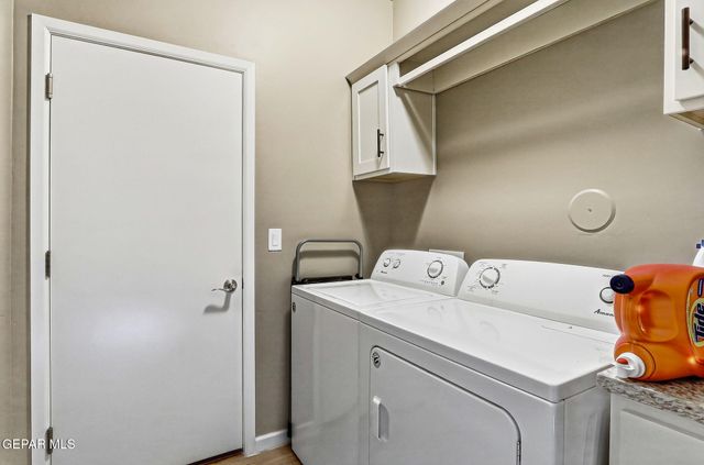 887 Bronze Hill Avenue, Sunland Park, NM 88063