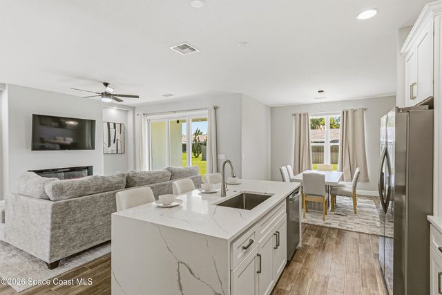417 Wiltshire Avenue SW, Palm Bay, FL 32908