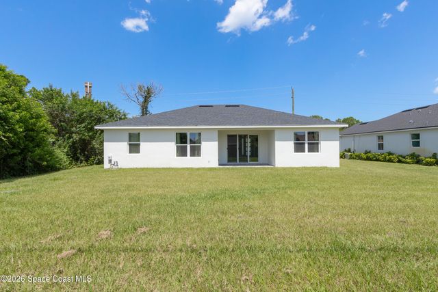 417 Wiltshire Avenue SW, Palm Bay, FL 32908