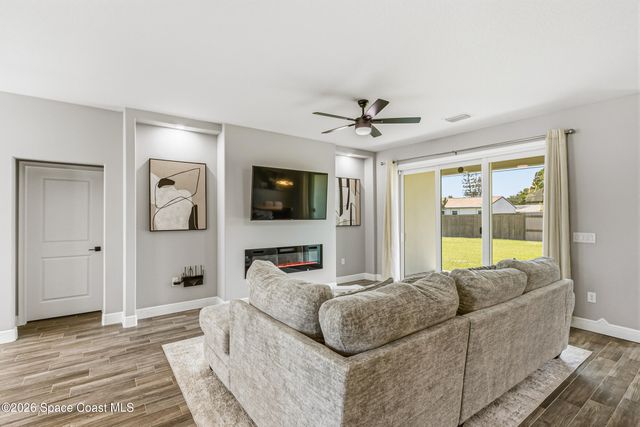 417 Wiltshire Avenue SW, Palm Bay, FL 32908