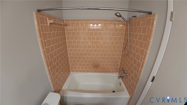 2100 Wynnewood Dr, Richmond, VA 23235