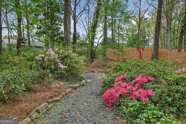 425 Ansley Drive, Roswell, GA 30076