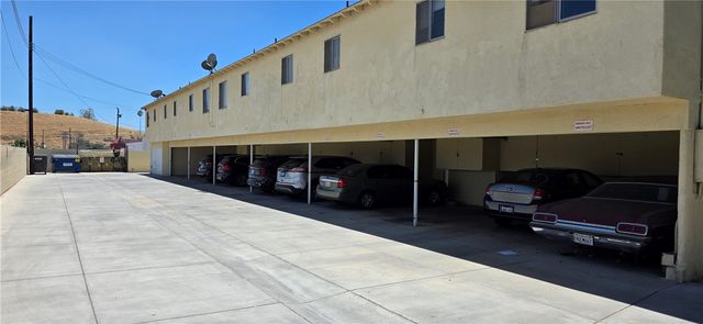 2305 Mountain, San Bernardino, CA 92404