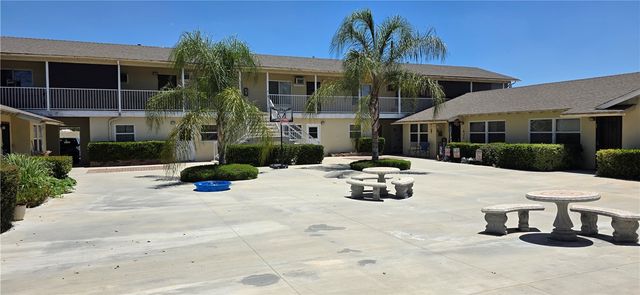 2305 Mountain, San Bernardino, CA 92404