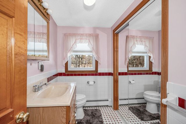 4 Paul Avenue, Derry, NH 03038