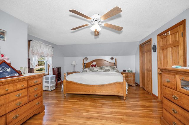 4 Paul Avenue, Derry, NH 03038