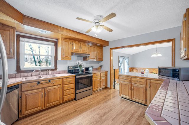 4 Paul Avenue, Derry, NH 03038